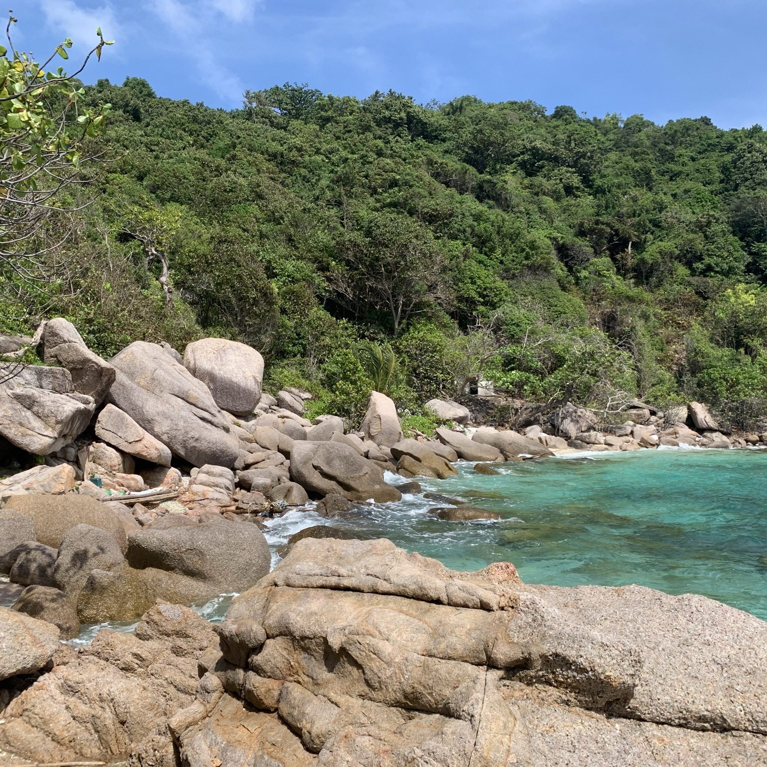 climb over the rocks to get to the next bay