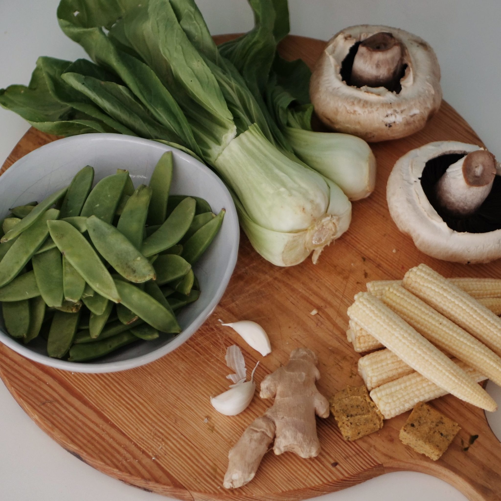 Udon noodle soup unchopped ingredients